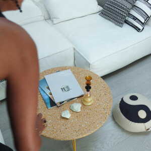 Acapulco Design – The Low Table, H 36 x Ø 65 cm, Terrazzo / tierra black