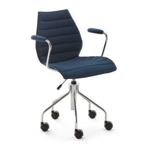 Kartell – Maui Soft Chaise de bureau avec accoudoirs et roulettes, acier chromé / Noma blue